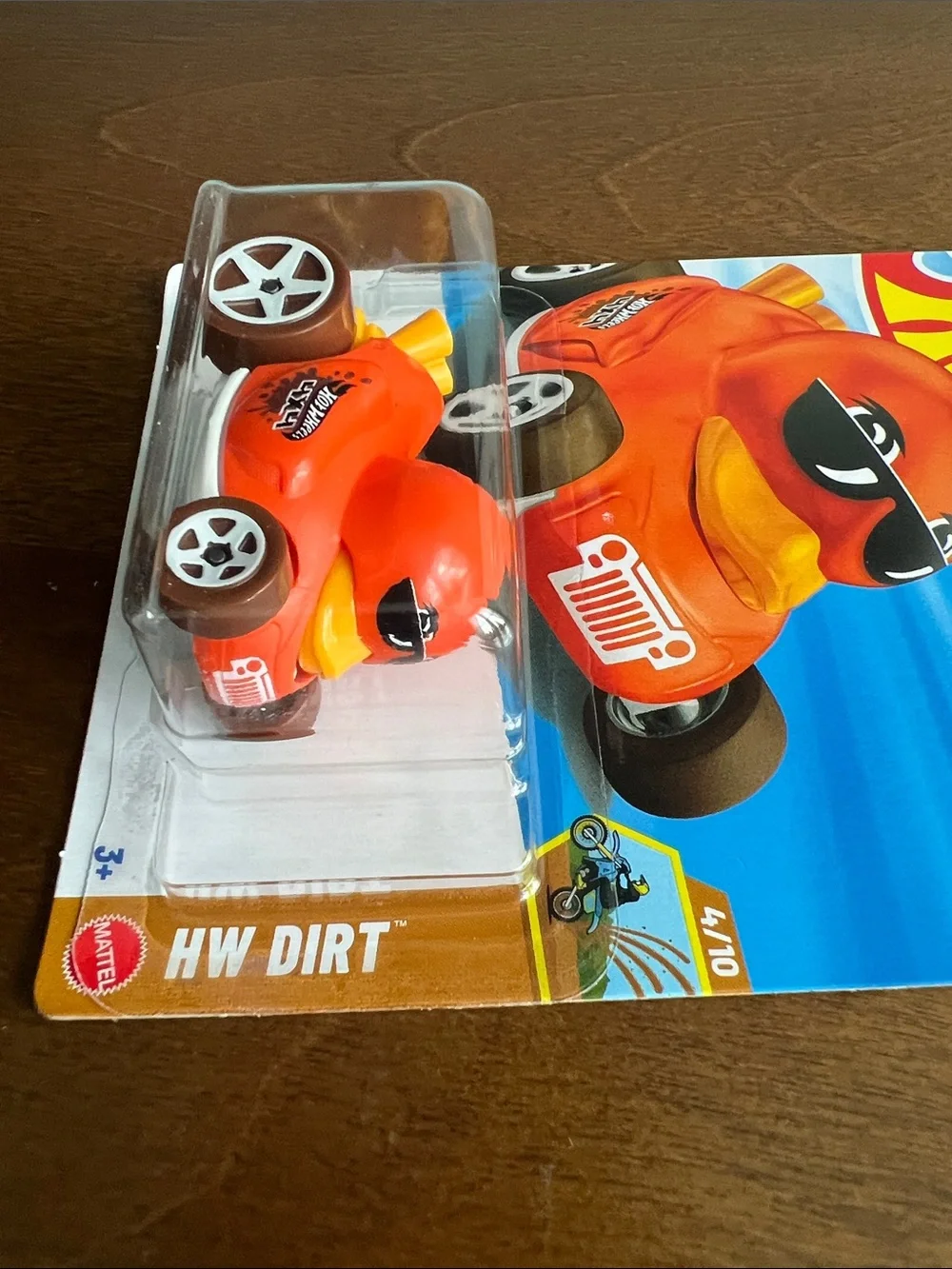 HW Dirt Duck N’ Rollff Hot Wheels- Orange & Yellow